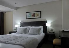 기타 7 Hotel 8 de Octubre