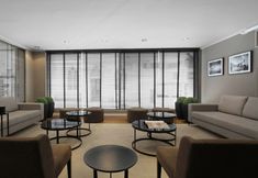 기타 3 Hotel 8 de Octubre