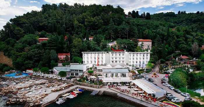 Lain-lain Barbara Piran Beach hotel