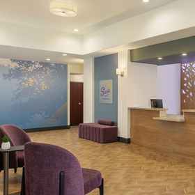 Reception1圓石斯利普套房飯店 - 北奧斯汀,文艺复兴广场飯店