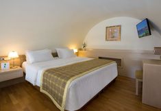 Others 6 Thalassa Beach Resort - Adults Only