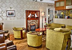 Others 2 Lion Hotel and Studio Apartments