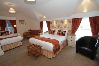 Others 4 Lion Hotel and Studio Apartments