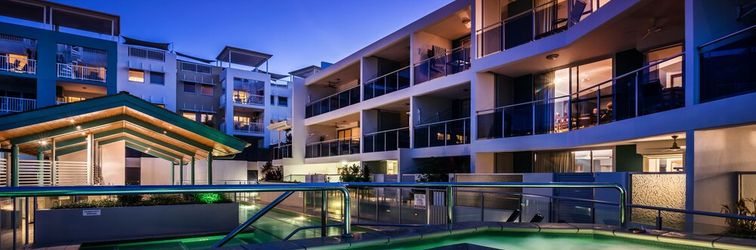 อื่นๆ Coolum Seaside