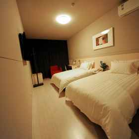 Room1錦江之星上海長寧店,杨氏饺子飯店