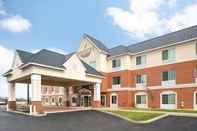 Others Country Inn & Suites by Radisson, St. Peters, MO