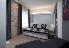 Others 6 Authentic Luxury Rooms