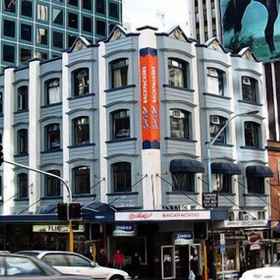 Primary image 1 Surf 'N' Snow Backpackers - Hostel, Takapuna Golf Course and Driving Range Hotels