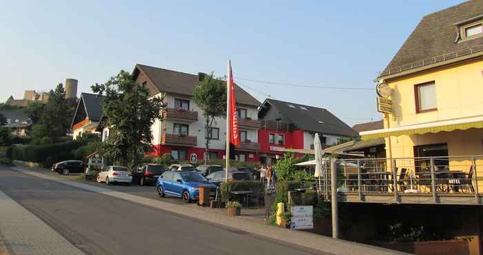 อื่นๆ Race-Hotel zur Burg Nürburg