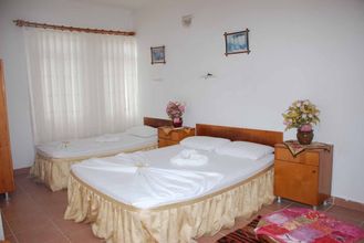 Others 4 Ani Pension