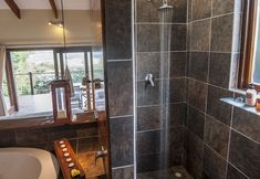 Others 7 Elephant Hide of Knysna Guest Lodge