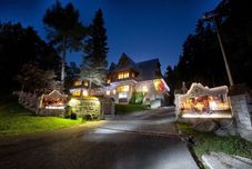 อื่นๆ Dwór Karolówka