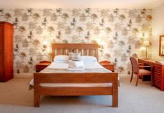 Others 5 The Old Bell Inn