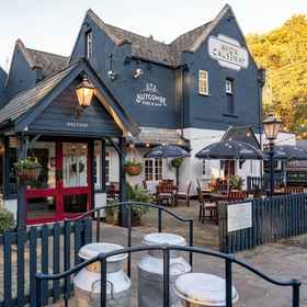 Primary image 1 The Avon Causeway Hotel, Burton Hotels