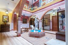 อื่นๆ Hotel Esmeralda