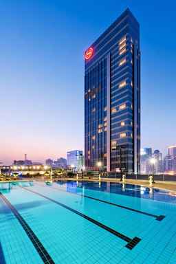 Sheraton Guangzhou Hotel, Rp 3.365.458