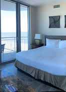 Imej utama South Beach Biloxi Hotel & Suites