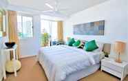 อื่นๆ 5 Indigo Blue Beachfront Apartments