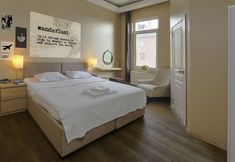 Others 2 Hush Hostel Lounge