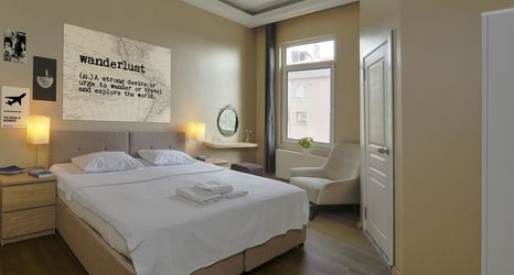 Others 2 Hush Hostel Lounge