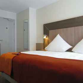 Imej utama 1 Hotel des Ardennes, 希伦 酒店