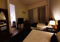 기타 7 Johnscher by SJ - San Juan Curitiba