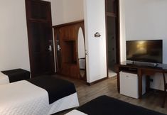 기타 6 Johnscher by SJ - San Juan Curitiba