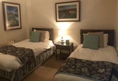 Others 3 The Crown Hotel