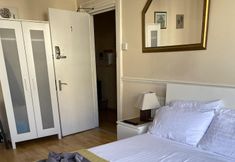 Lainnya 5 The Parasol Weston