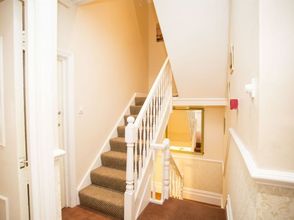 Lainnya 4 The Parasol Weston