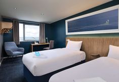 Others 5 Travelodge Edinburgh Cameron Toll