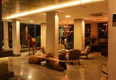 อื่นๆ 2 Amazon Plaza Hotel