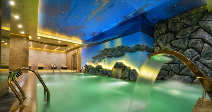 Khác Marigold Thermal Spa Hotel