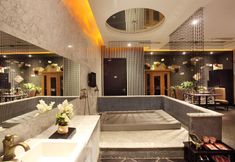 Others 7 Nanjing Vogue Boutique Motel