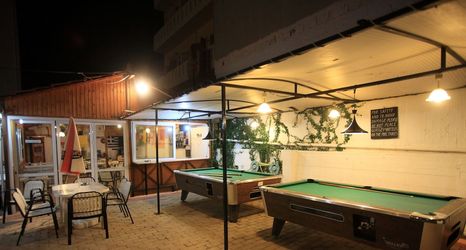 อื่นๆ 2 Happy Days Studios