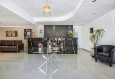 อื่นๆ 5 Happy Days Studios