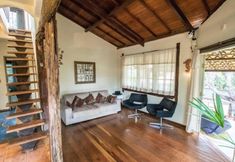 Others 4 Casas da Serra