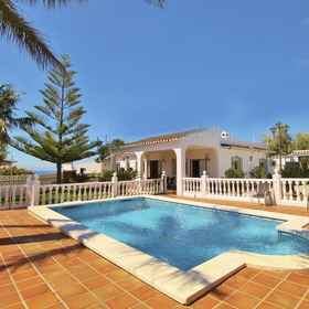 Primary image 1 1004 Villa Jeromo, Hotel Alcaucín