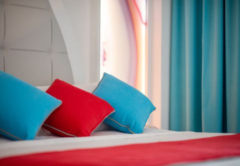 Others Diamond Suite