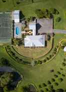 Imej utama Magnificent Karaka Estate with Swimming Pool