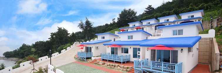 Others Namhae Blue & White Pension