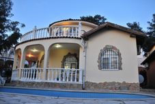 기타 Mustakil Villa