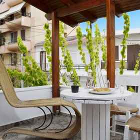 Primary image 1 어반 스튜디오 마노스, 미트로폴레오스 광장 호텔