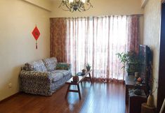 Others 5 A House with Tea Fragrance