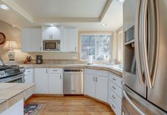 Others 2 Pet-Friendly 13 Ollalie Home features Double Car Garage by RedAwning