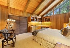 อื่นๆ 5 2 Pioneer Home features Brand New Hot Tub and Bikes to Explore Sunriver by RedAwning