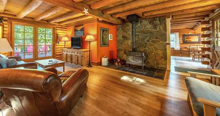 Others Pet-Friendly Baja Norte Home with Xbox and Board Game by RedAwning