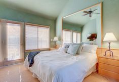 其他 2 River Ridge 416ab 3 Bedroom Condo by RedAwning