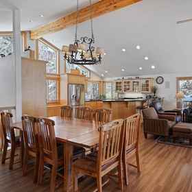 Primary image 1 2 Sarazen Home with Hot Tub and BBQ on the Deck, Close to Woodlands Golf Course by RedAwning, Lava Lands Visitor Center Hotels