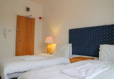 Lain-lain 7 Oscar Lodge